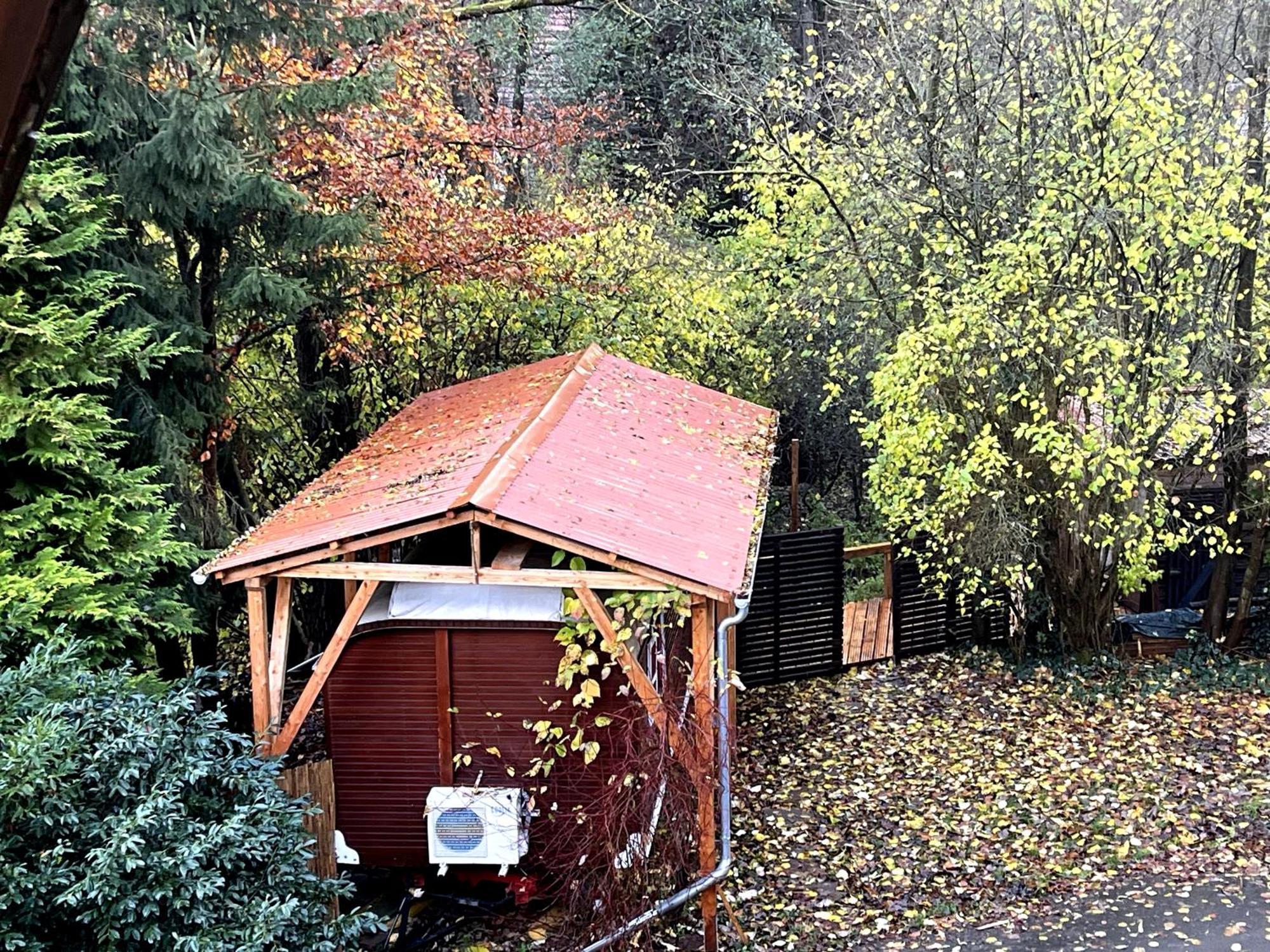Historischer Zirkuswagen Mit Terrasse Und Blick Ins Gruene Witzenhausen Buitenkant foto